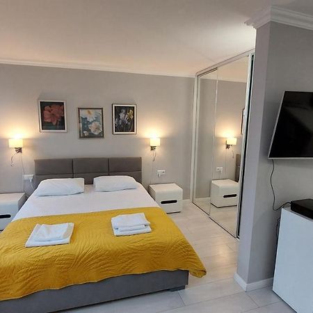Elegancki Apartament W Sercu Warszawy Варшава Екстериор снимка