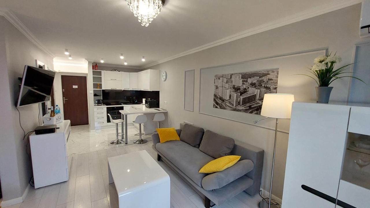 Elegancki Apartament W Sercu Warszawy Варшава Екстериор снимка