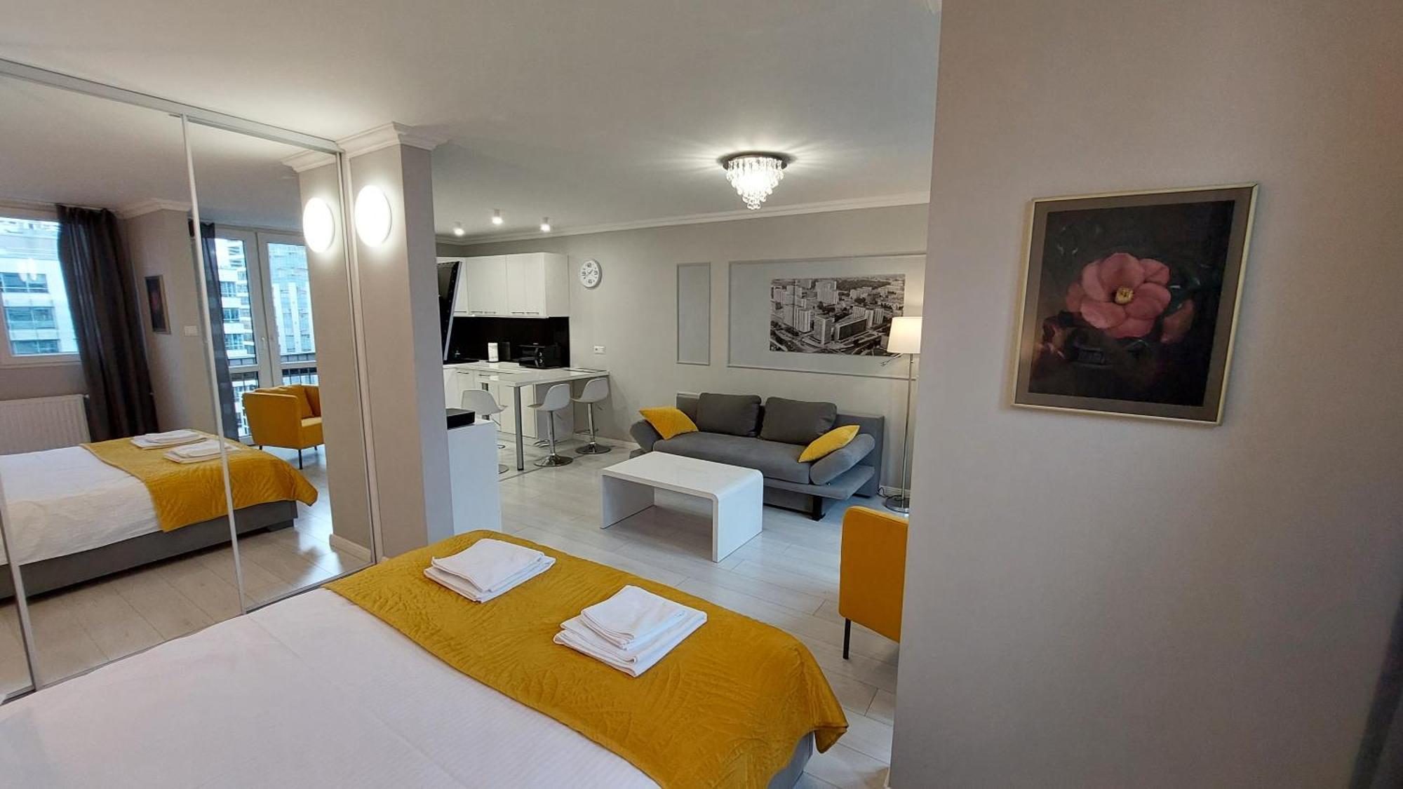 Elegancki Apartament W Sercu Warszawy Варшава Екстериор снимка